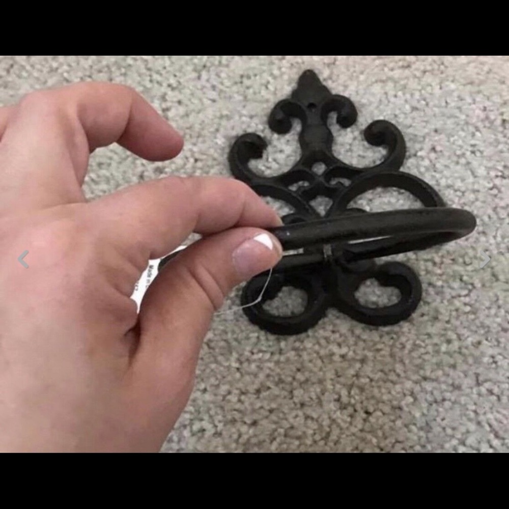 Cast Iron ornate kitchen towel holder home decor - Picture 5 of 6
